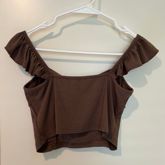 Solid Ruffle Knotted Rib Crop Tank Top - Picture 2 of 3